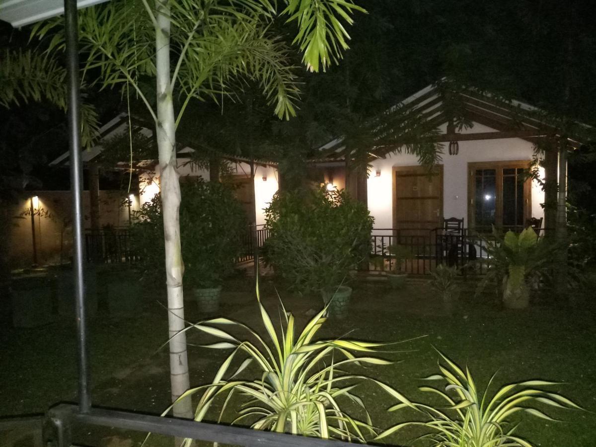 Max Safari Villa Удавалаве Екстер'єр фото