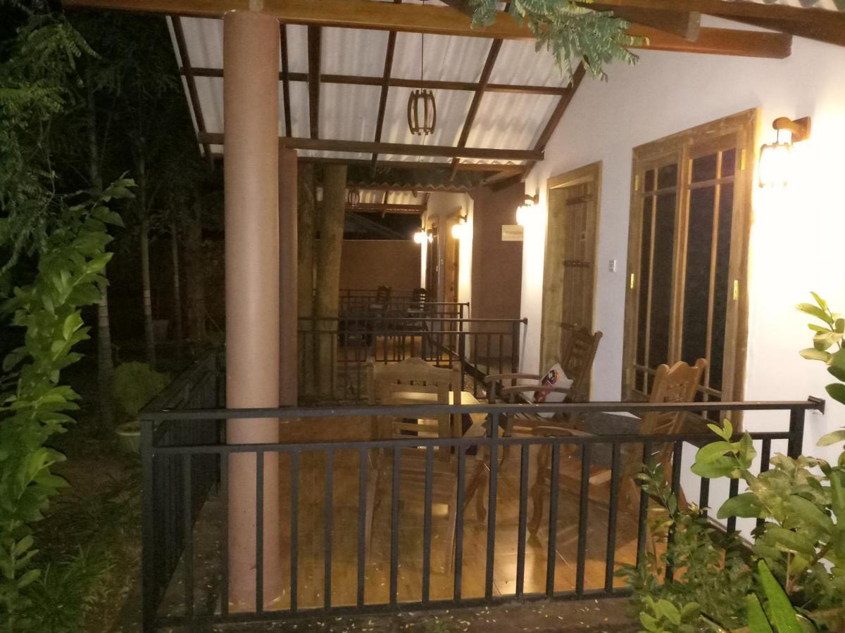 Max Safari Villa Удавалаве Екстер'єр фото